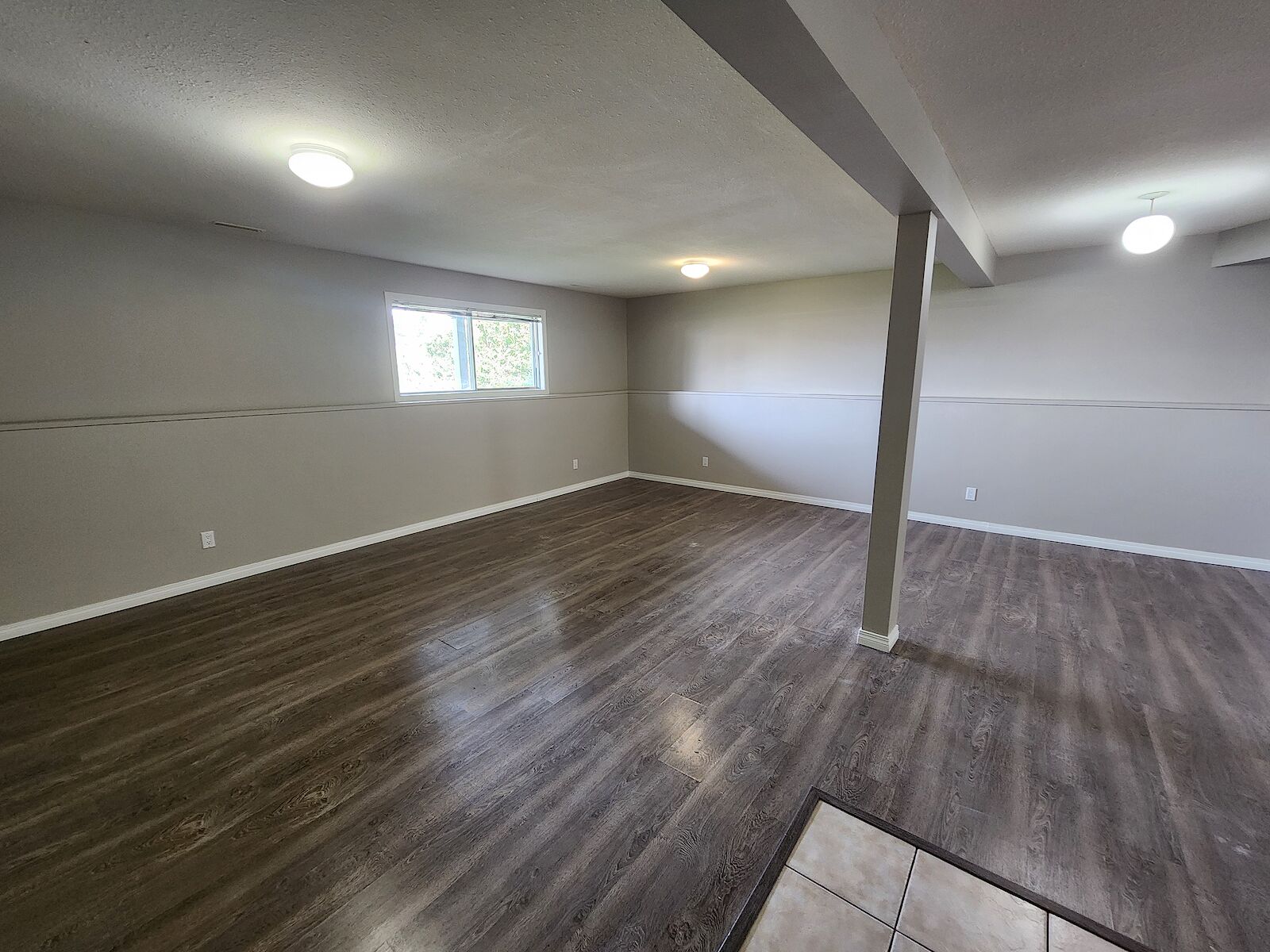 Calgary 2 bedrooms Basement for rent. Property photo: 579121-1