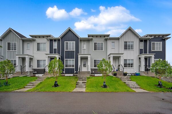 Calgary 3 bedrooms Townhouse for rent. Property photo: 579313-2