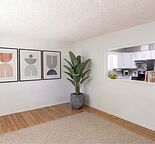 3 Bedroom renovated Main Floor and Garage | 10 Min to Downtown & Highways