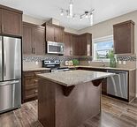 Beautiful 3 bed 3.5 bath end unit townhouse