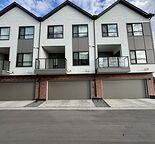 Modern 3-Bedroom Townhouse with 2.5 Baths & Double Attached Garage