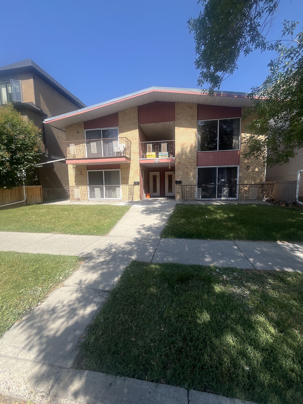Calgary Fourplex For Rent | Crescent Heights | Crescent Heights: Main ...