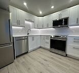 Newly Renovated 2 bed/1 bath Basement Suite in Highwood