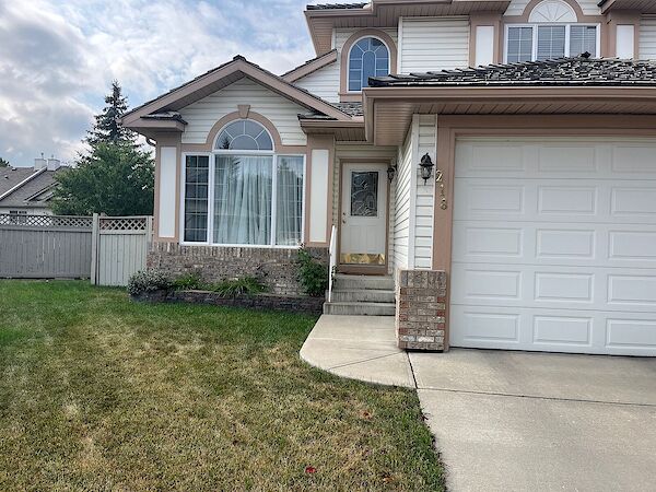 Calgary 4 + Den bedrooms House for rent. Property photo: 581414-2