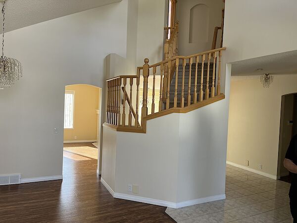Calgary 4 + Den bedrooms House for rent. Property photo: 581414-3