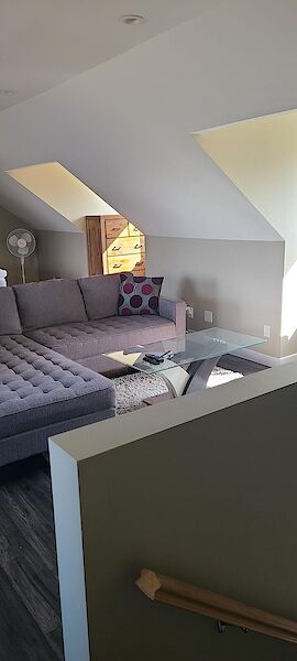 nice cozy clean quiet studio apartment
