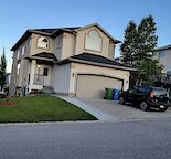 3Rooms(2BDR+DEN) Legal Walkout Suite with Private Enterance,Insuite SteamLaundry