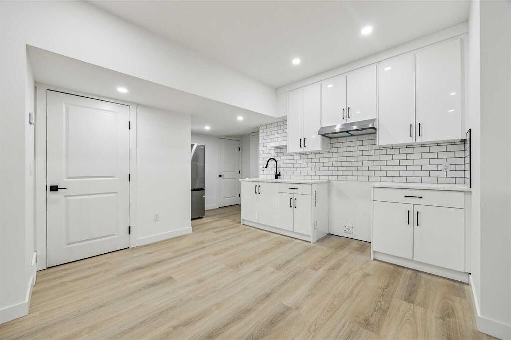 Calgary 1 bedroom Basement for rent. Property photo: 583252-1