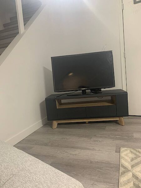 Calgary 1 bedroom Basement for rent. Property photo: 583573-3
