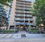 Beautiful 2 bedroom condo in Downtown Victoria park, 5th floor