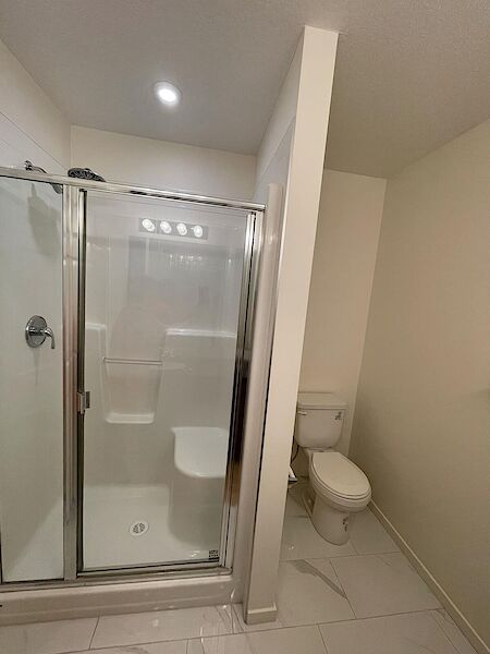 Calgary 2 bedrooms Condo Unit for rent. Property photo: 583821-3