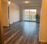 Very Clean condo unit with the picturesque view