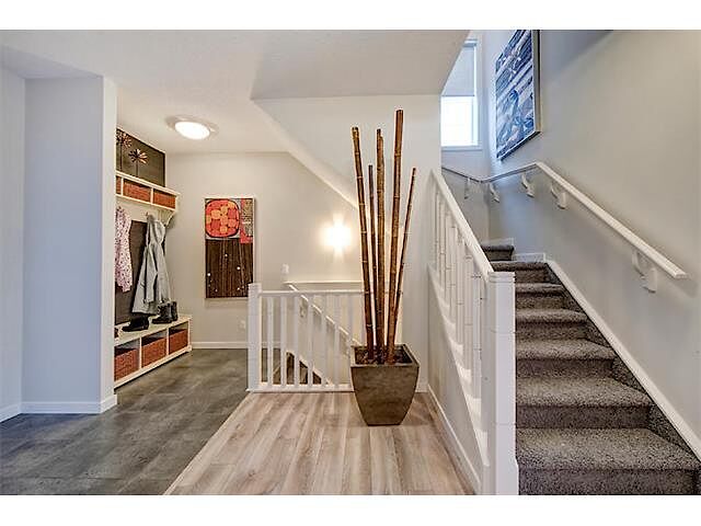 Calgary 2 bedrooms Basement for rent. Property photo: 583847-1