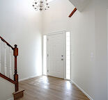 Detached house with walk out basement in Hamptons