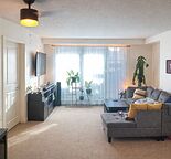 Bedroom with Private Ensuite Bathroom in Perfect Downtown Location