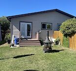 Great Three Bedroom Home in Deer Ridge SE