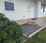 Bungalow w/ view Lynnwood SE - Great Location,Pet Friendly,Heated Detach Garage