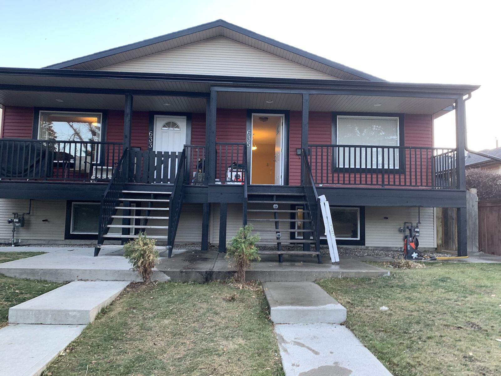 Calgary 3 bedrooms Duplex for rent. Property photo: 585261-1