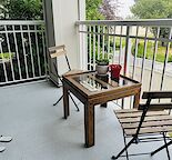 Cozy 1 bed 1 bath walking distance to MRU.