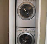 COZY 1 BEDROON PLUS DEN HIGHLANDS PARK