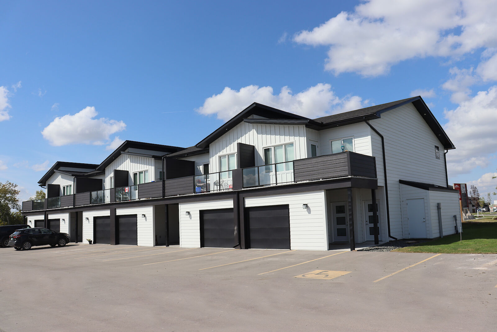 Winnipeg 3 bedrooms Townhouse for rent. Property photo: 585607-1