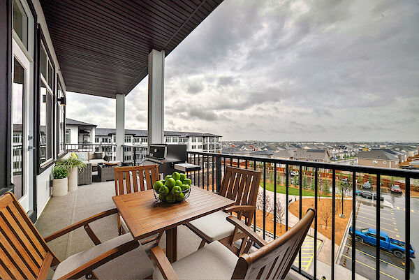 Calgary 2 bedrooms Condo Unit for rent. Property photo: 585727-3