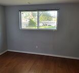 Nice  basement suite, 2Bd with separate laundry 5 min walk to the center street