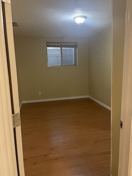 Calgary 2 bedrooms Basement for rent. Property photo: 586527-3