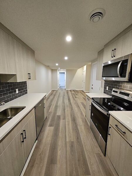 Calgary 1 bedroom Basement for rent. Property photo: 586907-3