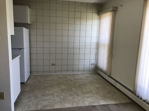 Calgary 1 bedroom Condo Unit for rent. Property photo: 587311-2