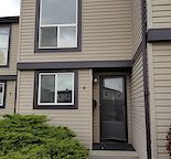 COZY & Bright - 3 ROOM TOWN HOUSE (Prime location)