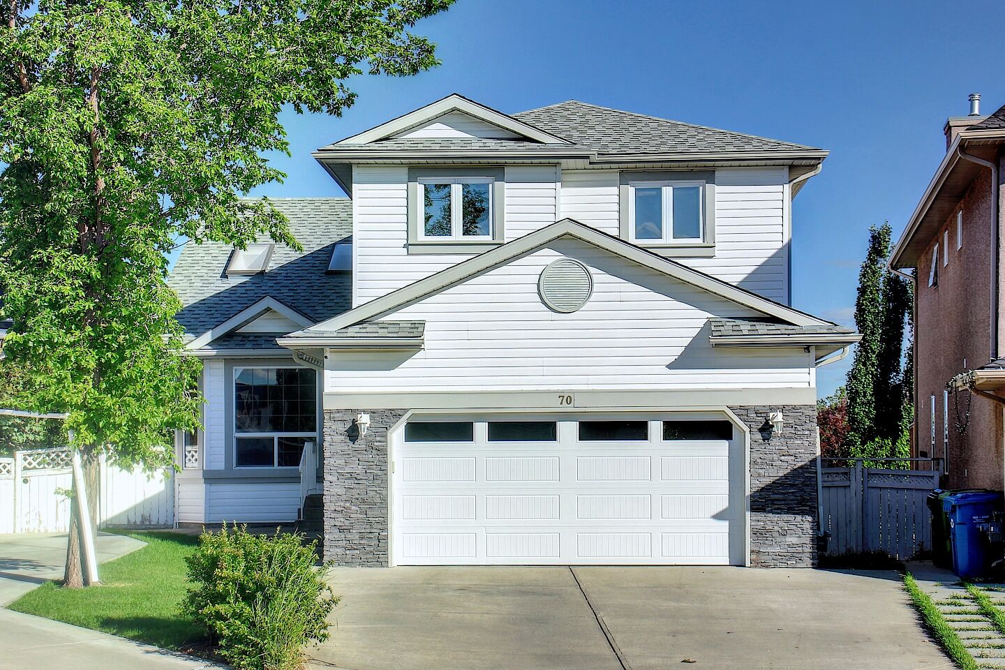 Calgary 2 bedrooms Basement for rent. Property photo: 589142-1