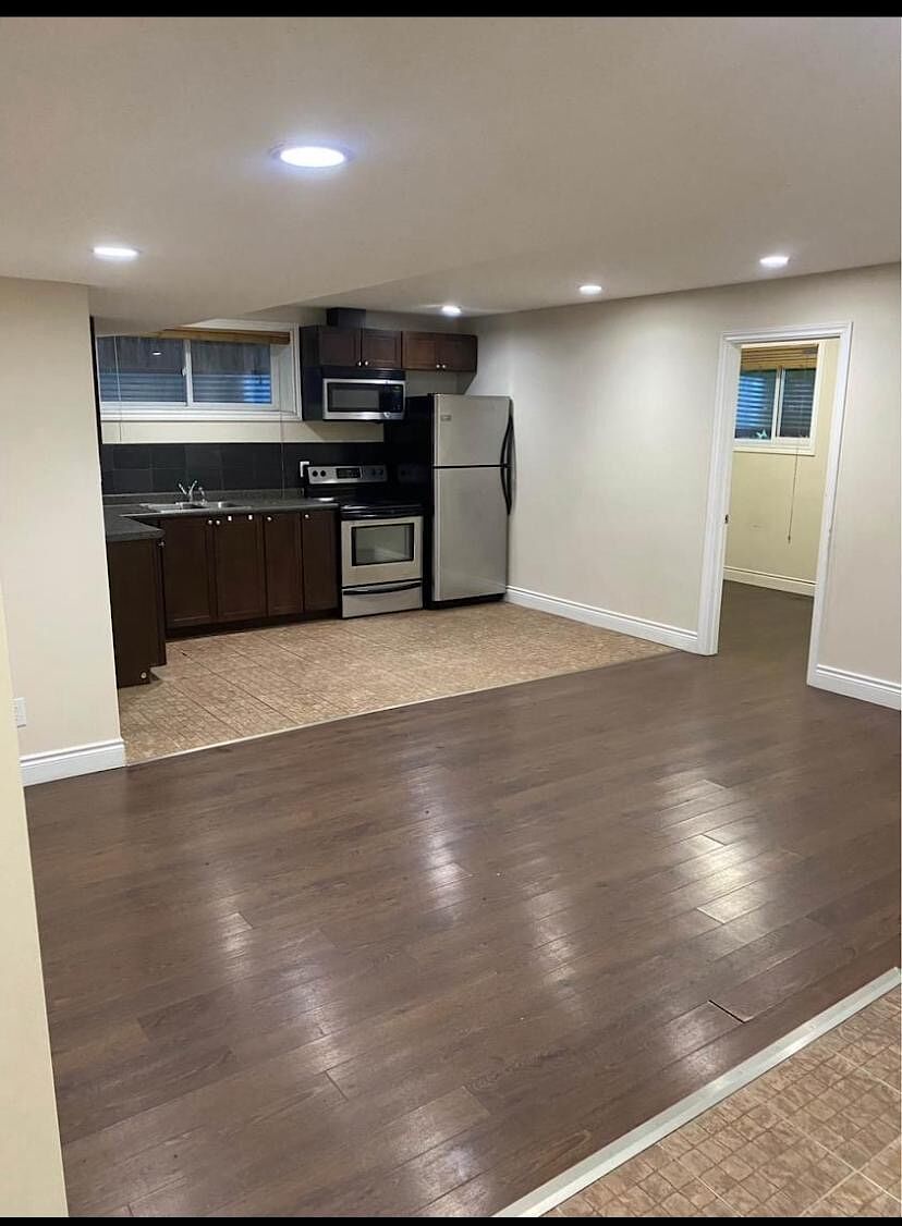 Calgary 2 bedrooms Basement for rent. Property photo: 589777-1