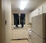 Cozy 2 bedroom townhouse for rent