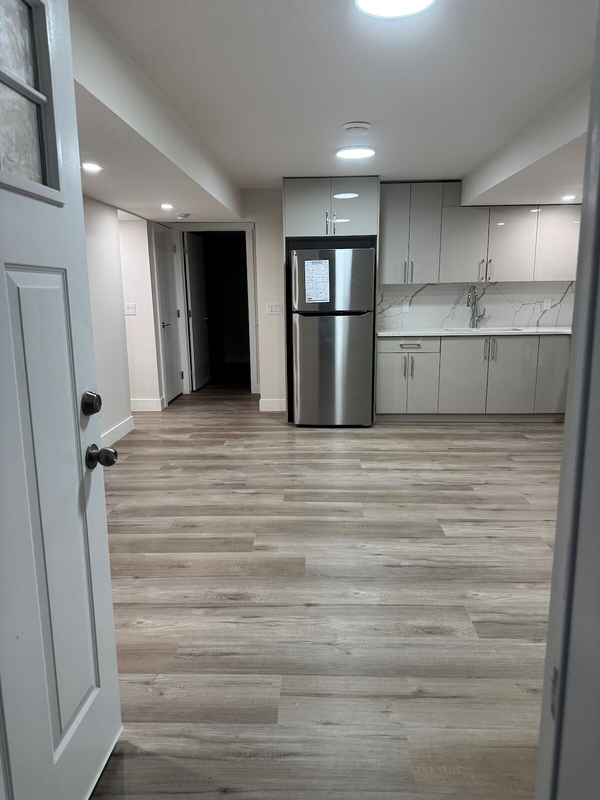 Calgary 2 bedrooms Basement for rent. Property photo: 590005-1