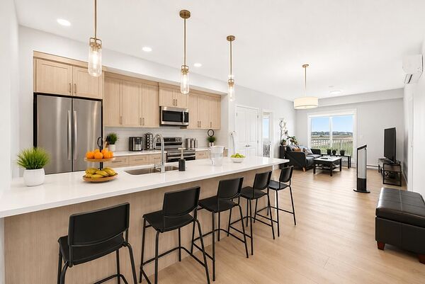 Live in Belmont! Stunning 2 Bed, 2 Bath Condo with A/C