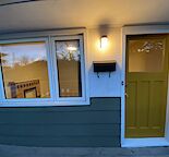Bright duplex in Bankview!
