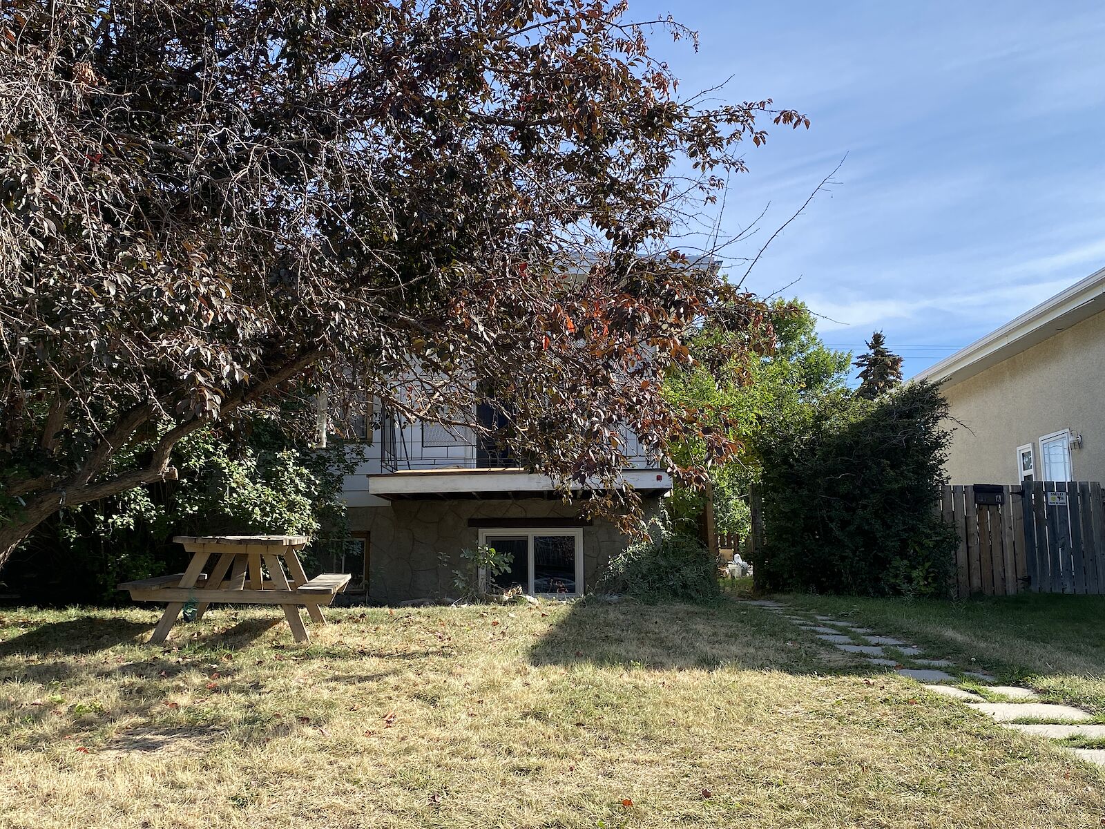 Calgary 2 bedrooms Duplex for rent. Property photo: 590904-1