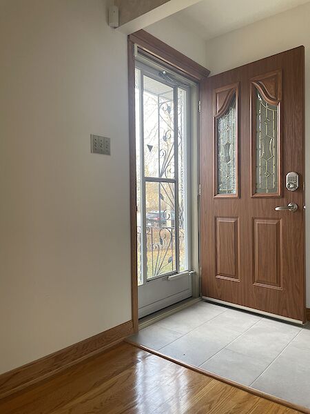 Calgary 2 bedrooms House for rent. Property photo: 591219-3
