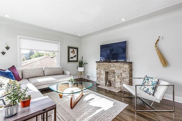 Calgary 2 bedrooms Main Floor for rent. Property photo: 591311-3