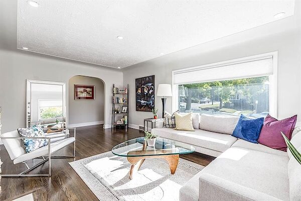 Calgary 2 bedrooms Main Floor for rent. Property photo: 591311-2