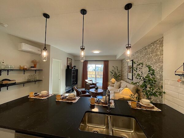 Calgary 2 bedrooms Condo Unit for rent. Property photo: 591698-3