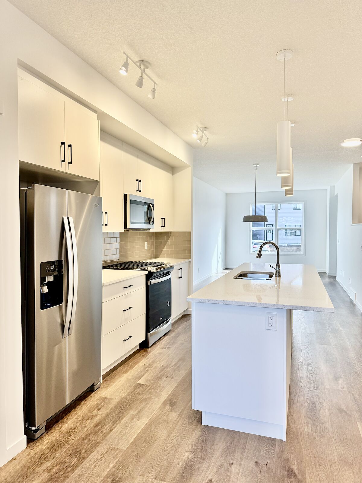 Breakfast Calgary 1035 Mahogany Boulevard Southeast - 1035 Mahogany Boulevard Southeast ...