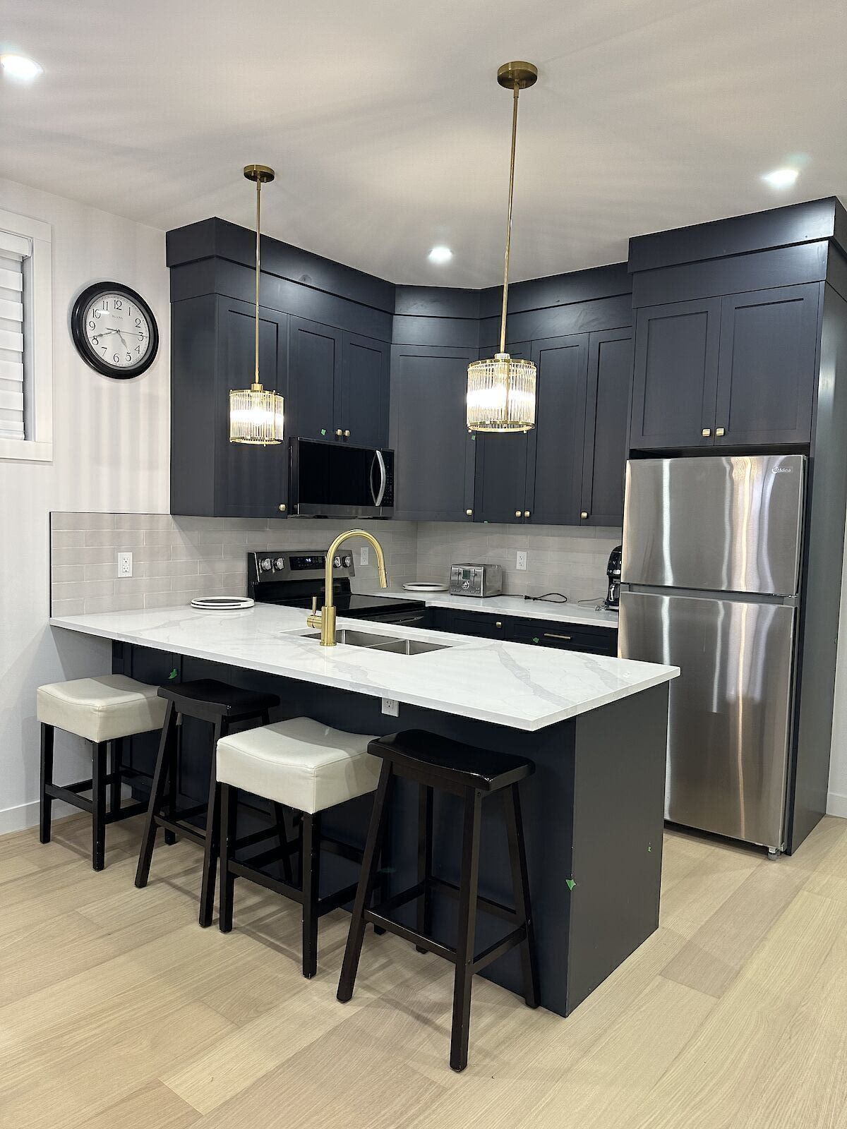 Calgary 2 bedrooms Basement for rent. Property photo: 592126-1