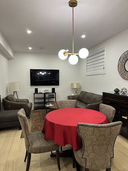 Calgary 2 bedrooms Basement for rent. Property photo: 592126-2