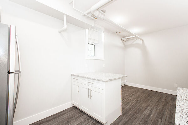 Winnipeg 1 bedrooms Apartment for rent. Property photo: 592413-2
