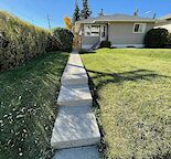 Beautiful 2 BR dog friendly main floor unit in Highwood