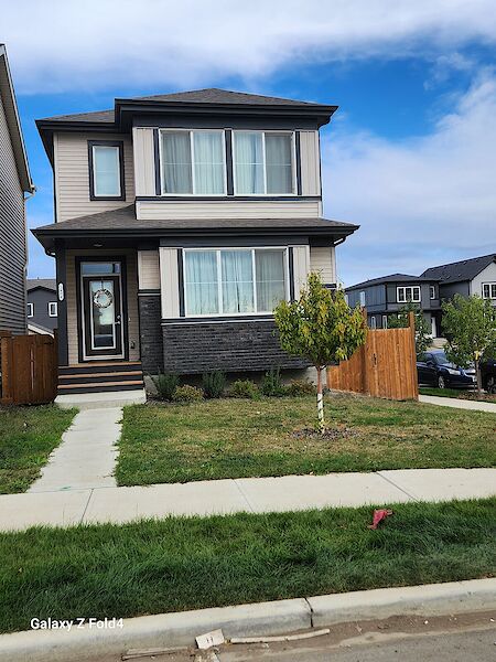 BRAND NEW DEC 2024 BUILD 3 BED 3 BATH HOUSE NEVER LIVED IN