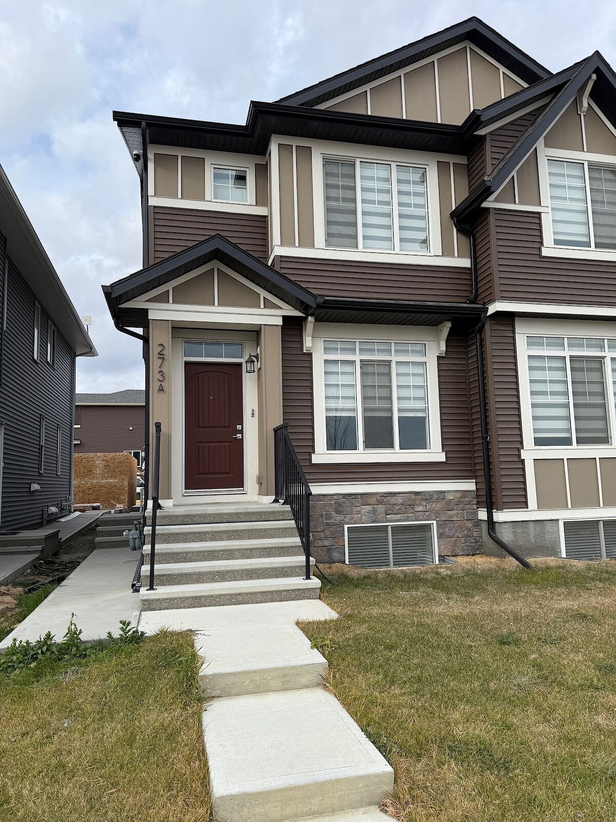 Calgary 3 bedrooms Duplex for rent. Property photo: 592921-1