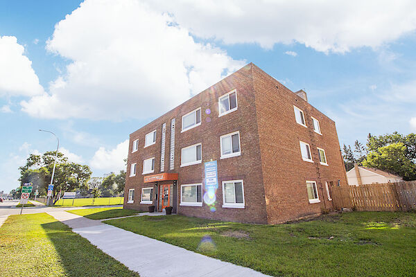 Great Rental Price. Ask about our Promotion!